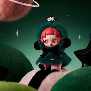 Pop Mart x Skullpanda Winter Symphony Plush Pendant- Partita